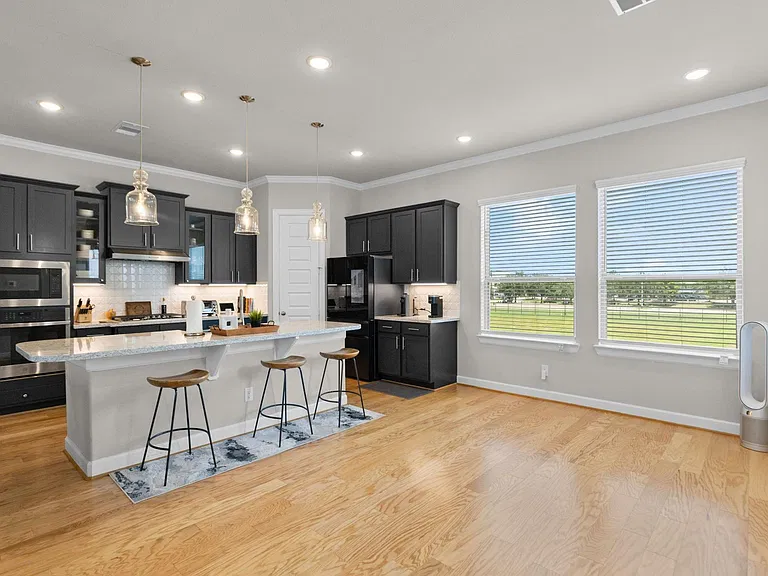 4004 Centre Meadow Way — Photo 13
