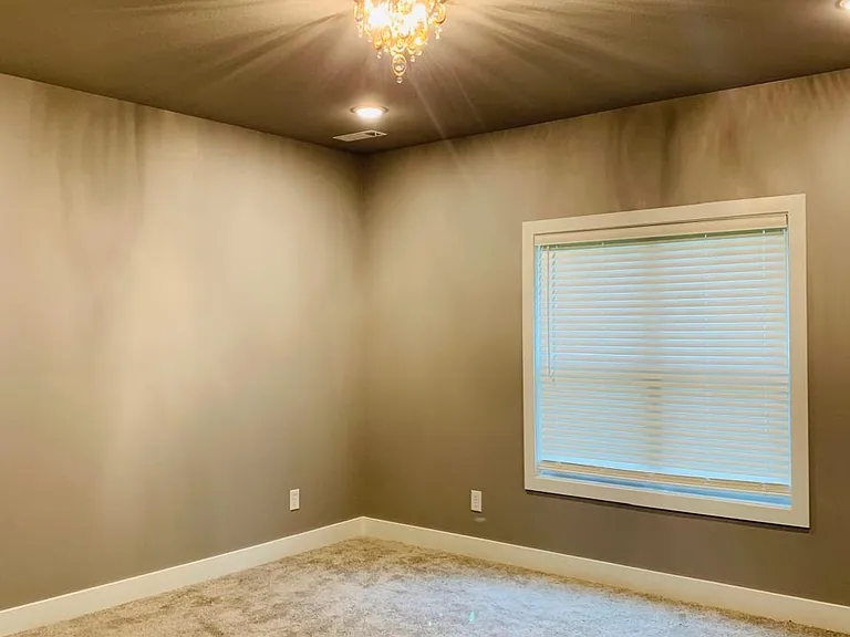 229 Wellington Dr — Photo 6