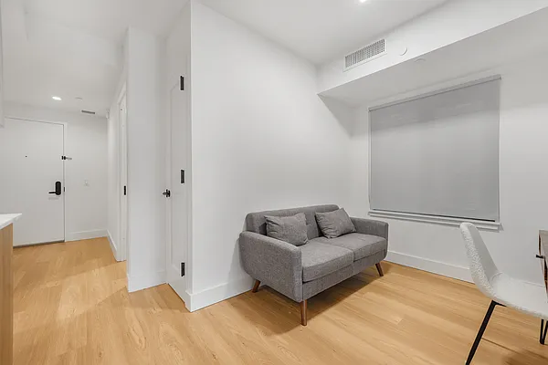 Rented by Highline Residential | media 14