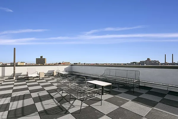 Rented by Lang Realty LLC | media 27