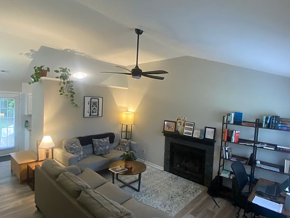 4th image of 4132 Canyon Creek Ln