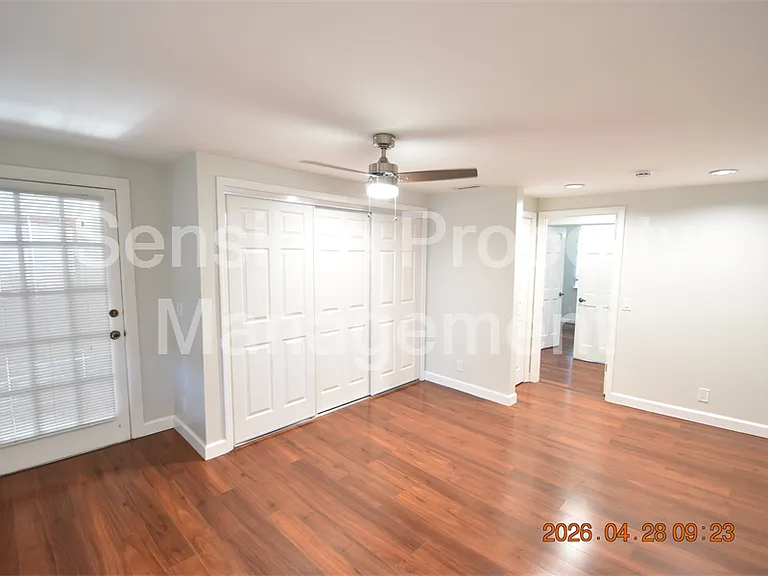 3223 W Wyoming Ave — Photo 24