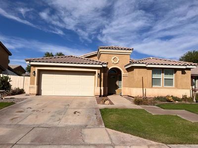 671 Flying Cloud Dr W, Imperial, CA, 92251