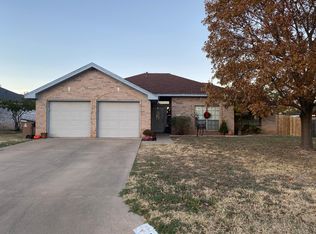 5826 Normandy Ln, San Angelo, TX 76901