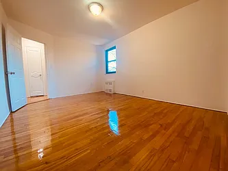 Rented by Silverstein Collection LLC 