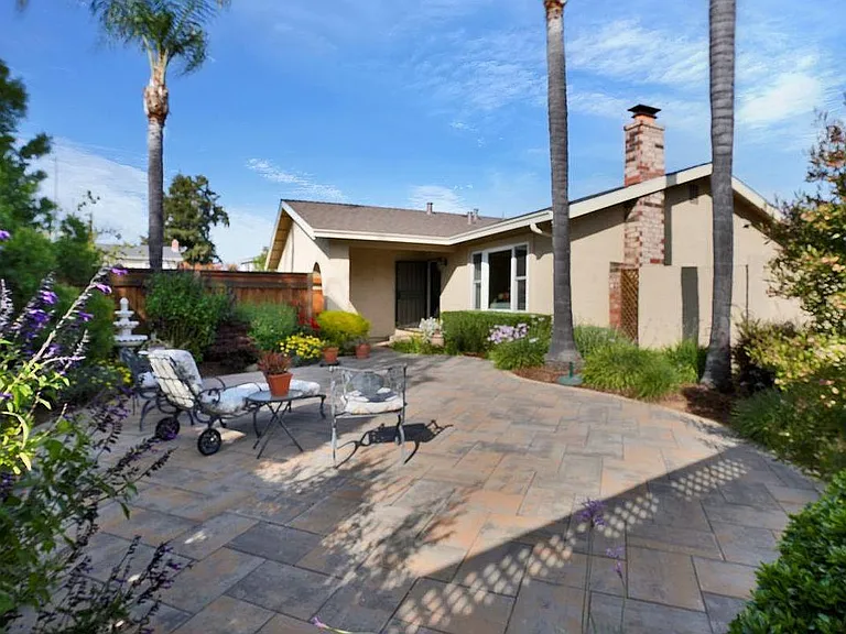 15135 La Rocca Ct — Photo 9