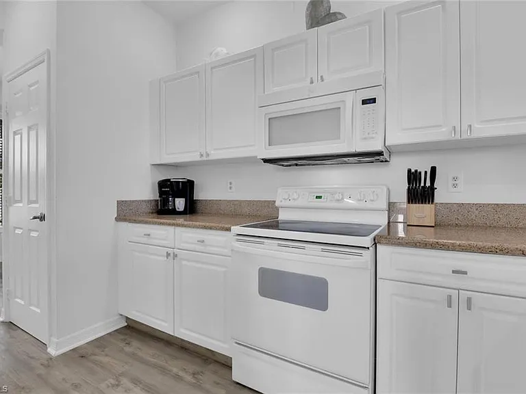 7895 Mahogany Run Ln #1416 — Photo 11