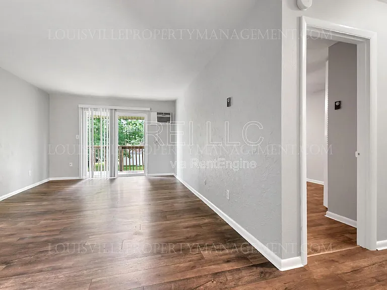 1202 E Walford Dr #2 — Photo 7
