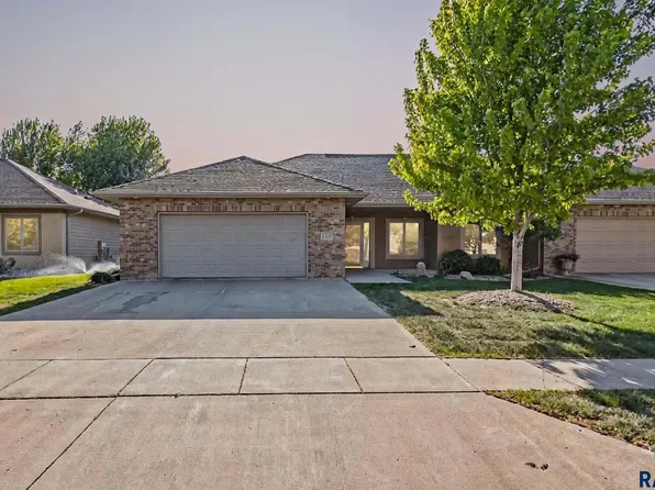 3307 S Bedford Ave, Sioux Falls, SD 57103