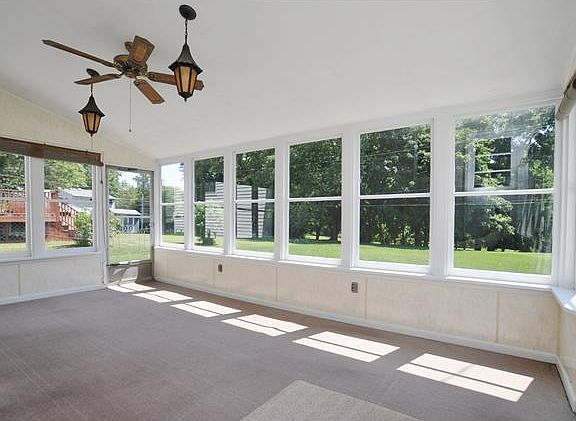 3rd image of 303 Darwin Dr