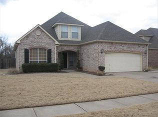 528 N Sweet Gum Ave, Broken Arrow, OK 74012