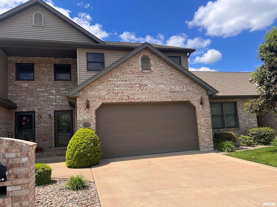2nd image of 3990 Abbey Ridge Ct #3990