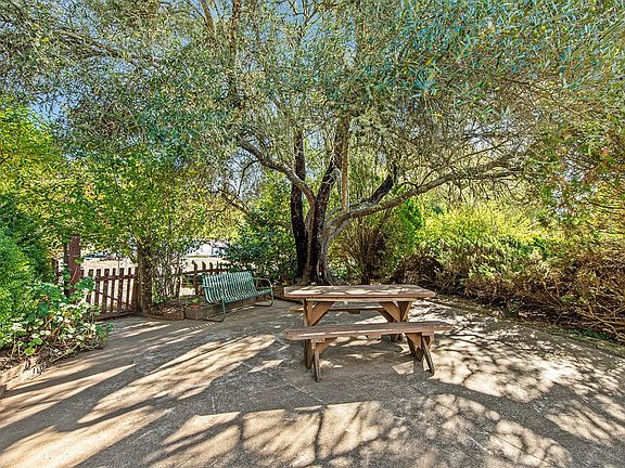 3rd image of 12089 Fiori Lane