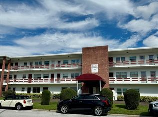 955 51st St N APT 306, Saint Petersburg, FL 33710