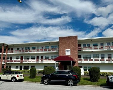 955 51st St N APT 306, Saint Petersburg, FL, 33710
