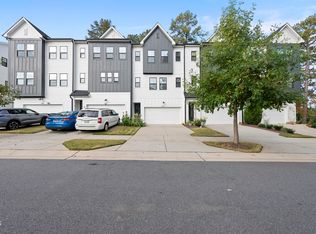 904 Waterside View Dr, Raleigh, NC 27606