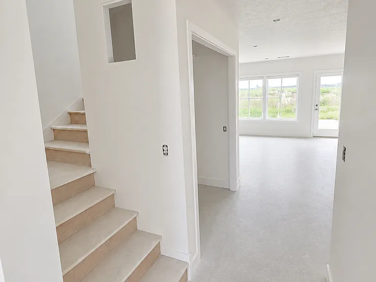 Tallgrass Apartments — Photo 45