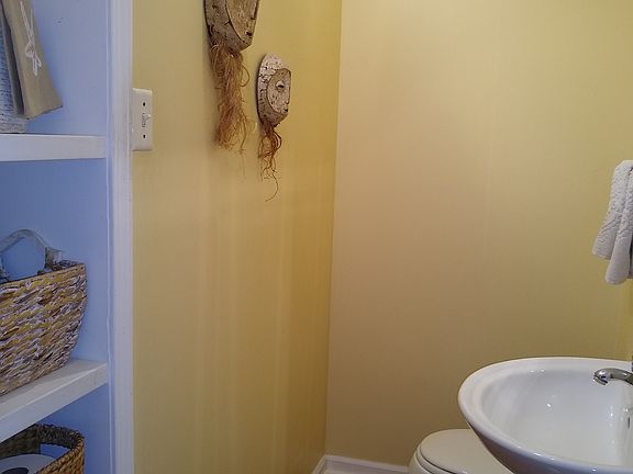 powder off entry way