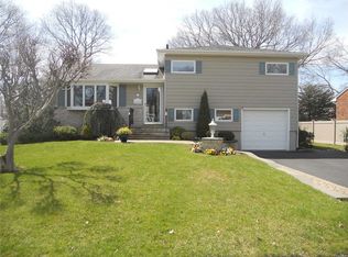 133 North Dr, Massapequa, NY 11758
