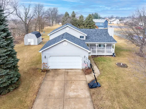 16 S Nathan Dr, Valparaiso, IN 46383