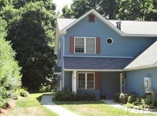 27 Lamplight St, Beacon, NY 12508