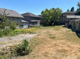 409 SW Langston Rd, Renton, WA 98057