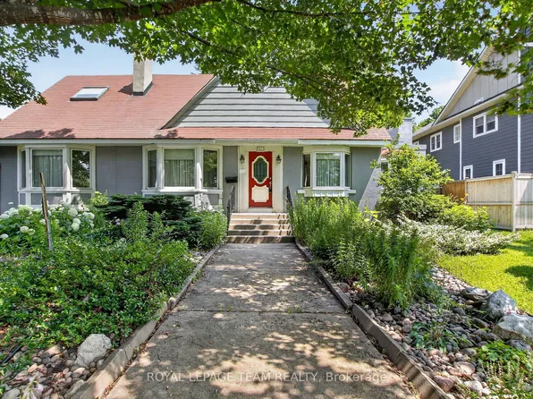 961 Kingsmere Ave, Ottawa, ON K2A 3K3