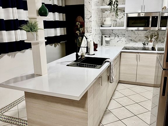 3rd image of 7 Calle Cervantes APT 404