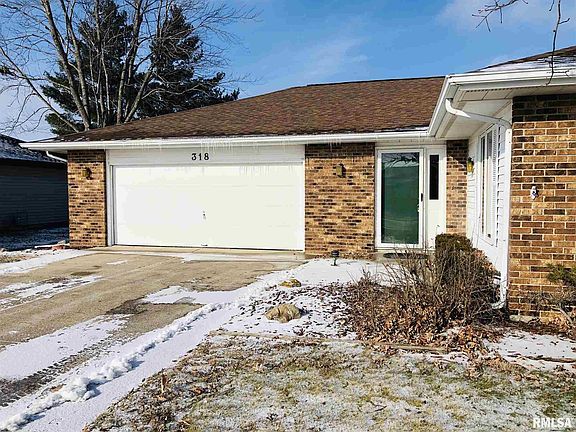 3rd image of 318 Evergreen Dr