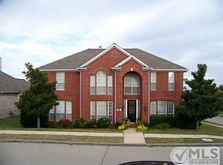 445 Ridge Point Dr, Lewisville, TX 75067