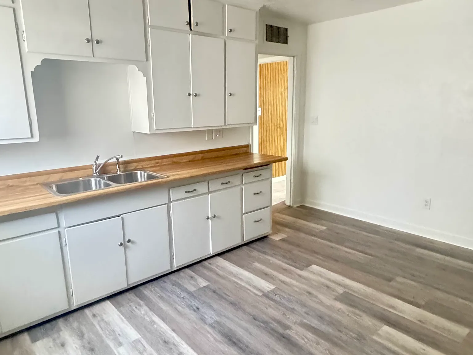 2 bed, 850 sqft, $1,550 — Photo 4