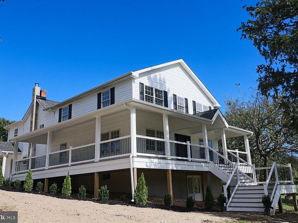 2nd image of 24 Meadow View Ct