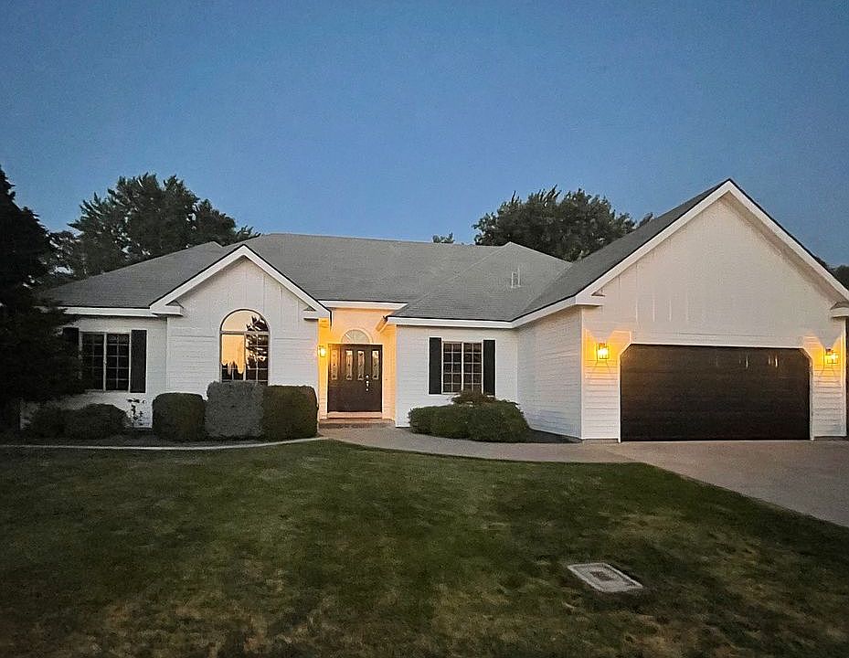1st image of 2524 Houston Ct
