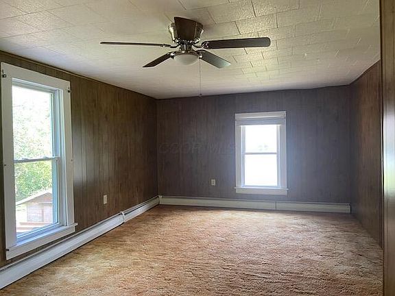 2nd image of 326 N Main St