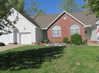 131 Rose Dr, Dover, TN 37058
