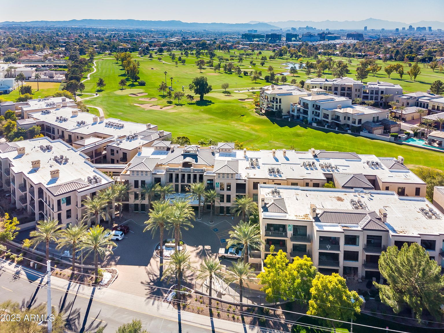 8 E Biltmore Est #215