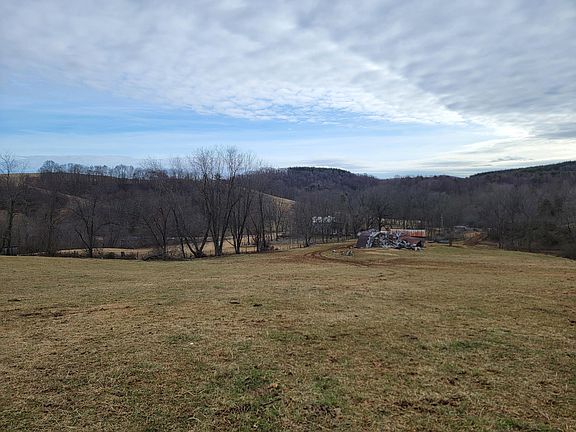 2nd image of 1154 Old Galax Pike