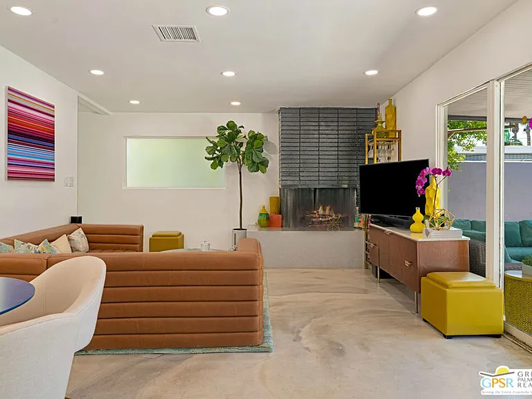 1405 E Tachevah Dr — Photo 7