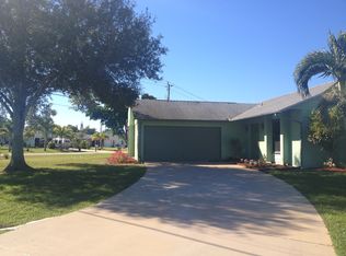 1697 SE Dome Cir, Port Saint Lucie, FL 34952
