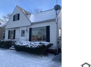 13708 Rockside Rd, Garfield Heights, OH 44125