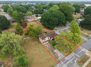 1425 E Mcclernon Street, Springfield, MO 65803