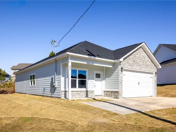 22 Lemon Way, Phenix City, AL 36869