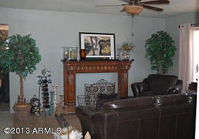 3rd image of 9041 W Campbell Ave