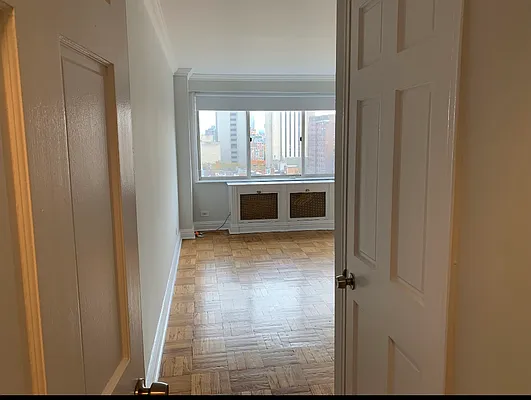 Rented by Stonehenge NYC LLC | media 6
