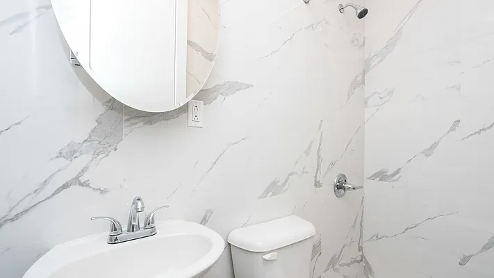 Rented by Nooklyn NYC LLC | media 23