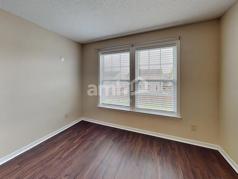 2957 Seasons Dr — Photo 18