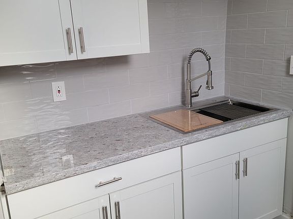 5th image of 11713-11715 Nelson Ct #11715-2
