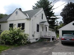 2700 Harvester Ave E, Maplewood, MN 55119