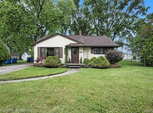 11780 Avondale Ave, Warren, MI 48089