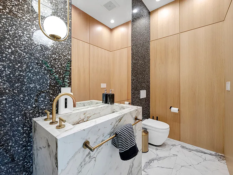 7317 Caverna Dr — Photo 11